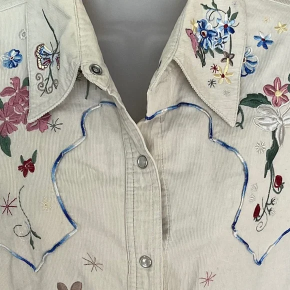 Whimsical Westen-Wear, snap button tan corduroy blouse - Picture 10 of 16